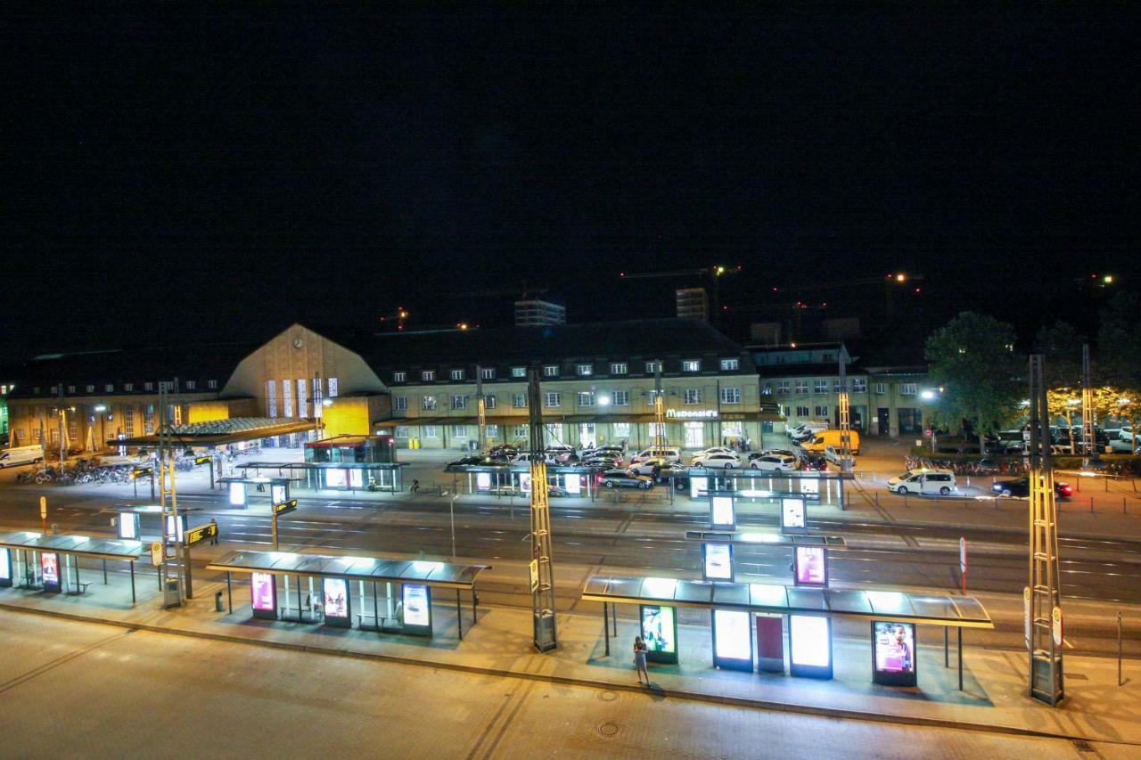#centralstation #130qm Hauptbahnhof #netflix Karlsruhe Exterior foto